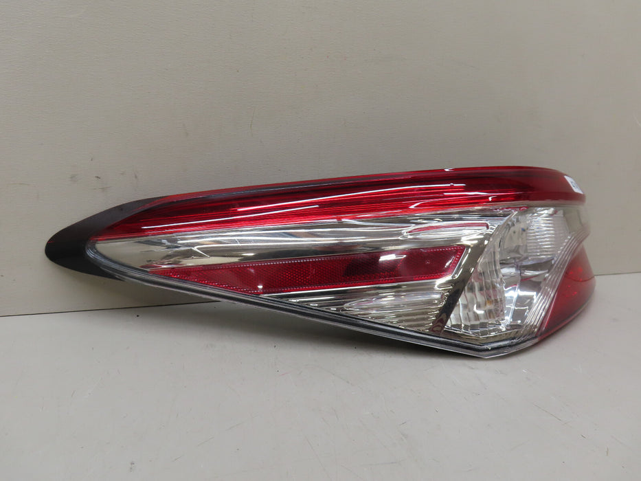 2018-2020 TOYOTA CAMRY REAR LEFT DRIVER SIDE TAILLIGHT LAMP AFTERMARKET
