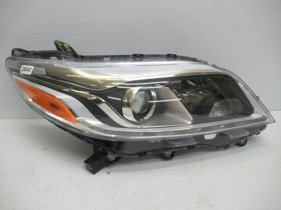 2015 2016 2017 2018 2019 2020 TOYOTA SIENNA RIGHT HALOGEN HEADLIGHT LAMP OEM