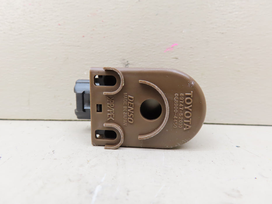 TOYOTA WIRELESS DOOR LOCK BUZZER CONTROL MODULE OEM 89747-52010