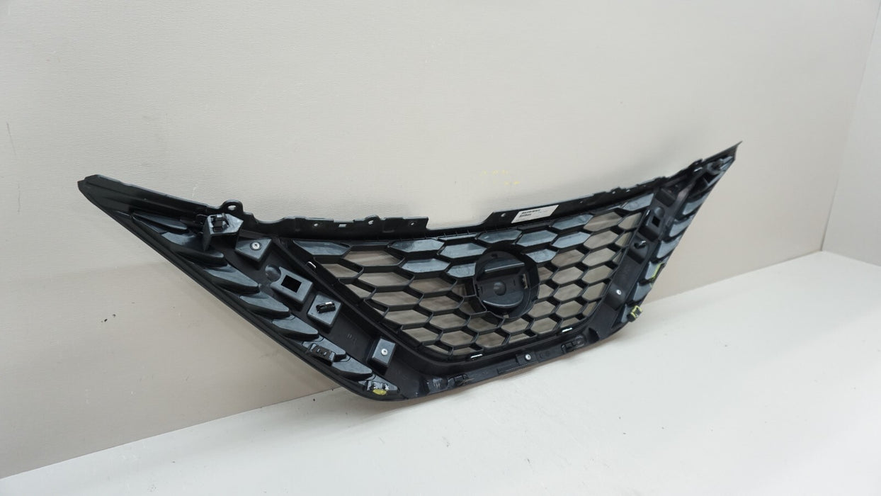 2016-2018 NISSAN SENTRA FRONT UPPER CENTER RADIATOR GRILLE AFTERMARKET