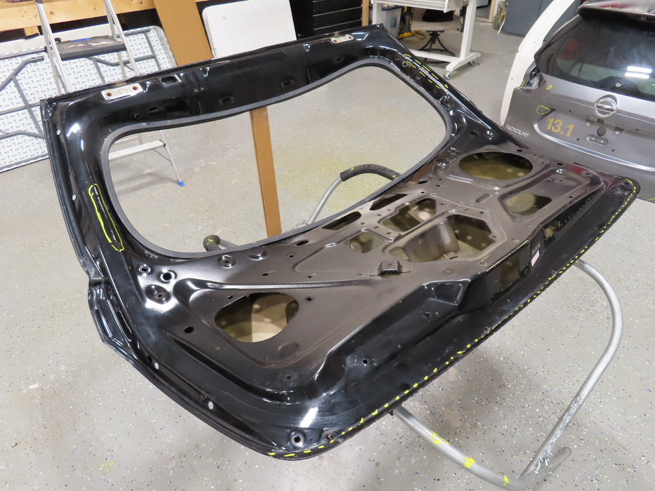 2008 2009 2010 2011 2012 2013 TOYOTA HIGHLANDER REAR TRUNK LIFTGATE SHELL OEM
