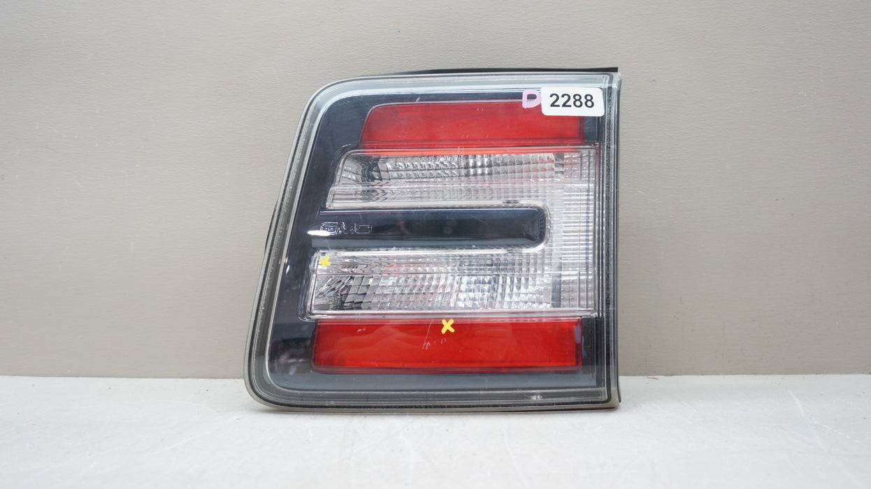 2013-2017 GMC ACADIA REAR RH RIGHT PASSENGER SIDE INNER TAIL LIGHT OEM 23267344