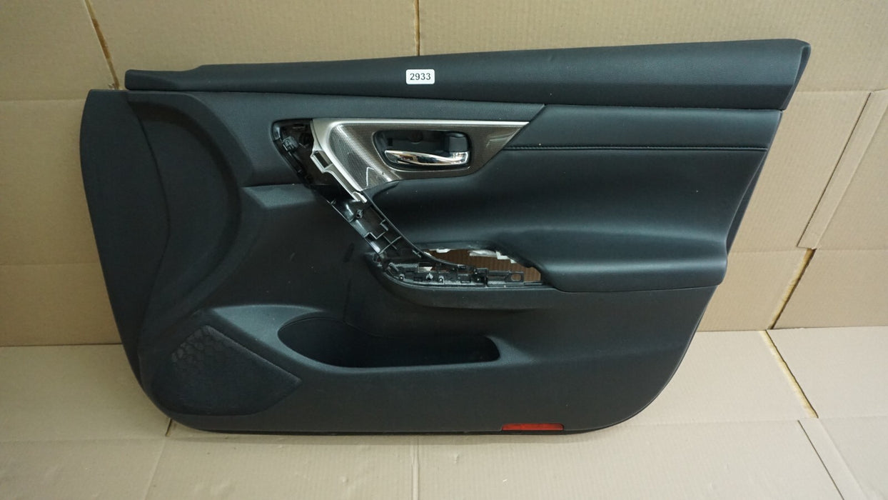 2013-2015 NISSAN ALTIMA FRONT RIGHT PASSENGER SIDE DOOR INTERIOR PANEL TRIM OEM