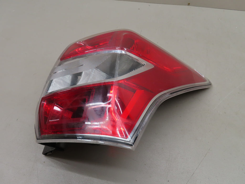 2014 2015 2016 SUBARU FORESTER REAR RIGHT TAILLIGHT LAMP OEM