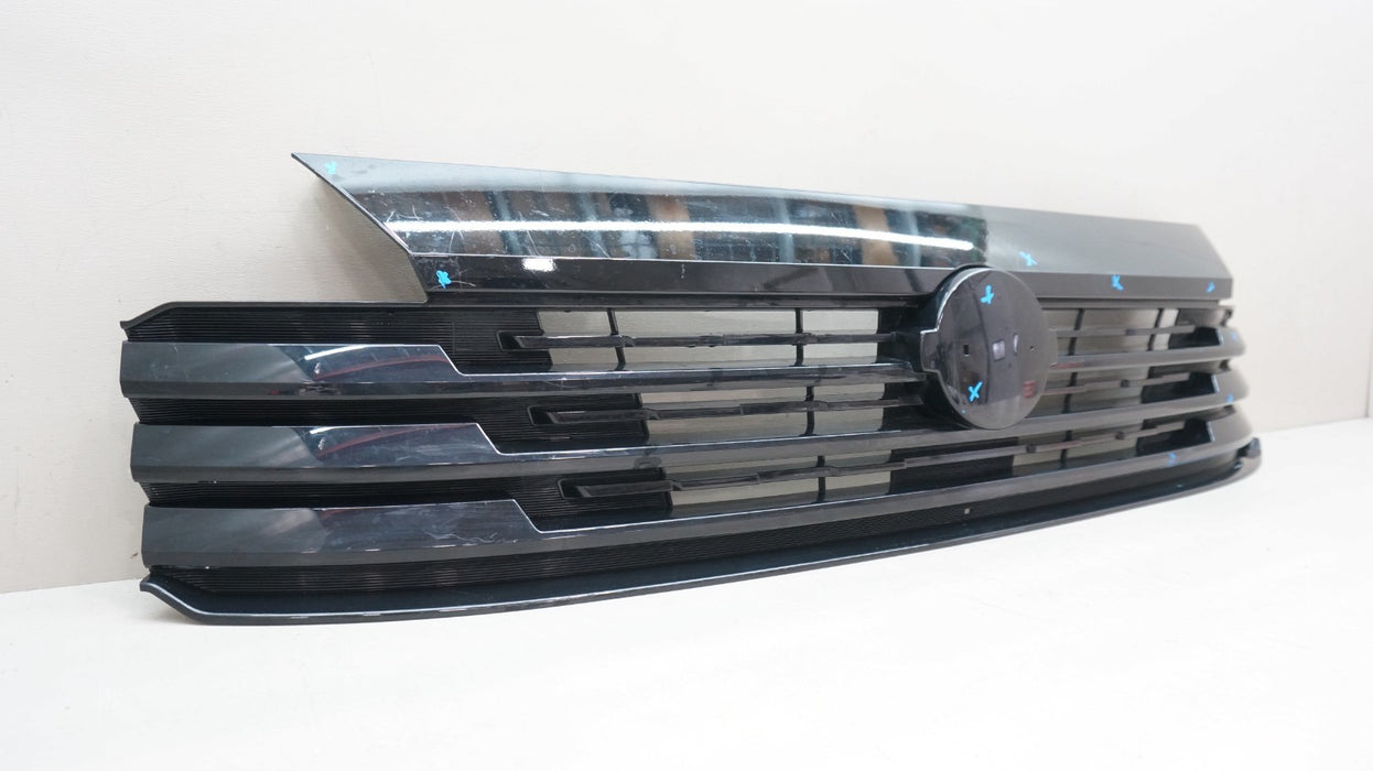 2025 NISSAN KICKS FRONT BUMPER RADIATOR GRILLE OEM 623107LG0A