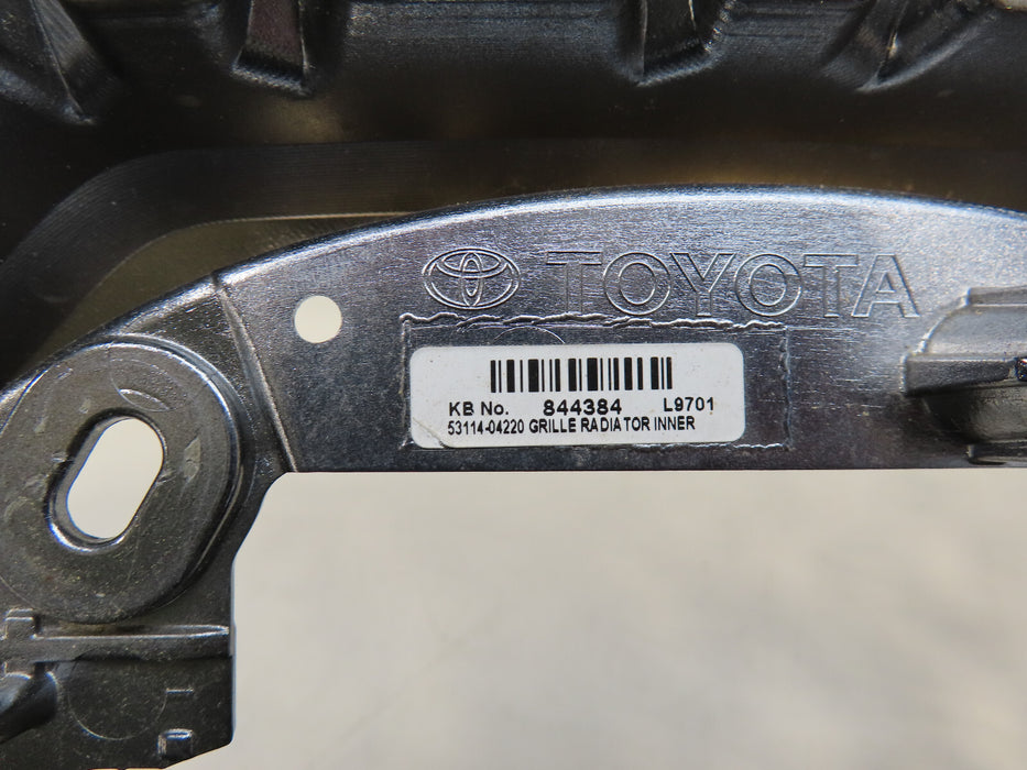 2016-2022 TOYOTA TACOMA FRONT UPPER MAIN GRILLE OEM 53113-04040