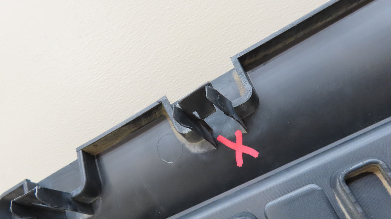 2019-2025 CHEVROLET/GMC SILVERADO-SIERRA 1500 REAR UPPER STEP BUMPER COVER OEM