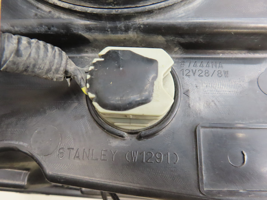2015-2022 CHEVROLET COLORADO FRONT LEFT DRIVER SIDE HEADLIGHT HALOGEN OEM