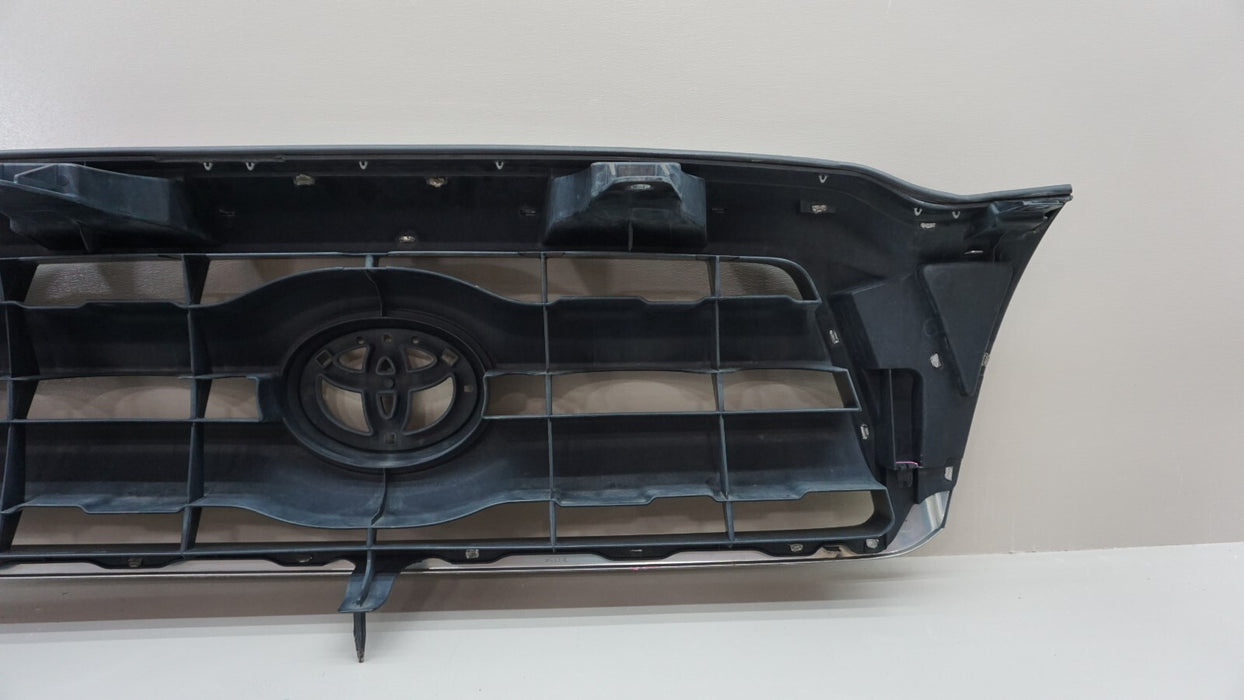 2005-2009 TOYOTA TACOMA FRONT BUMPER CENTER GRILL GRILLE OEM 53100-04350