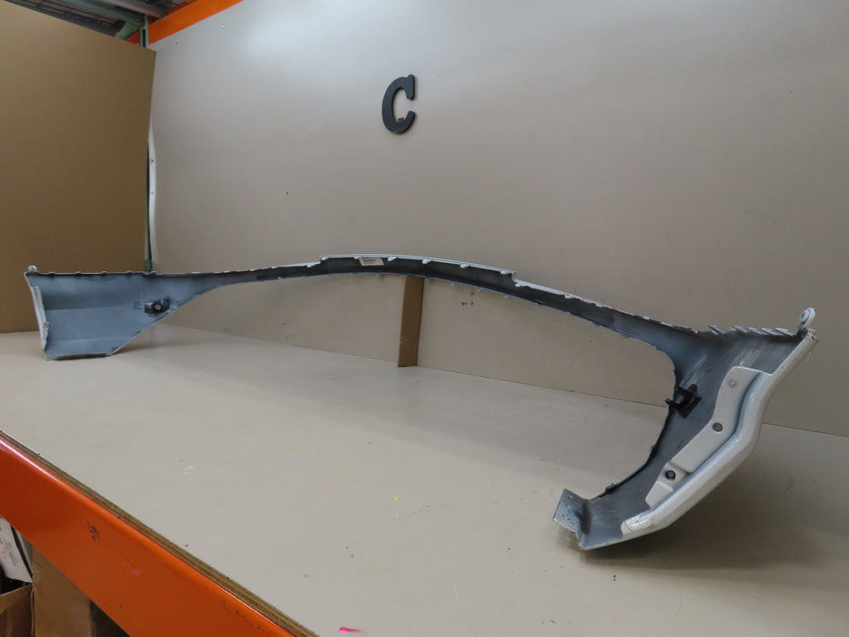 2017 2018 2019 AUDI Q7 REAR MIDDLE BUMPER COVER OEM 4M0807527
