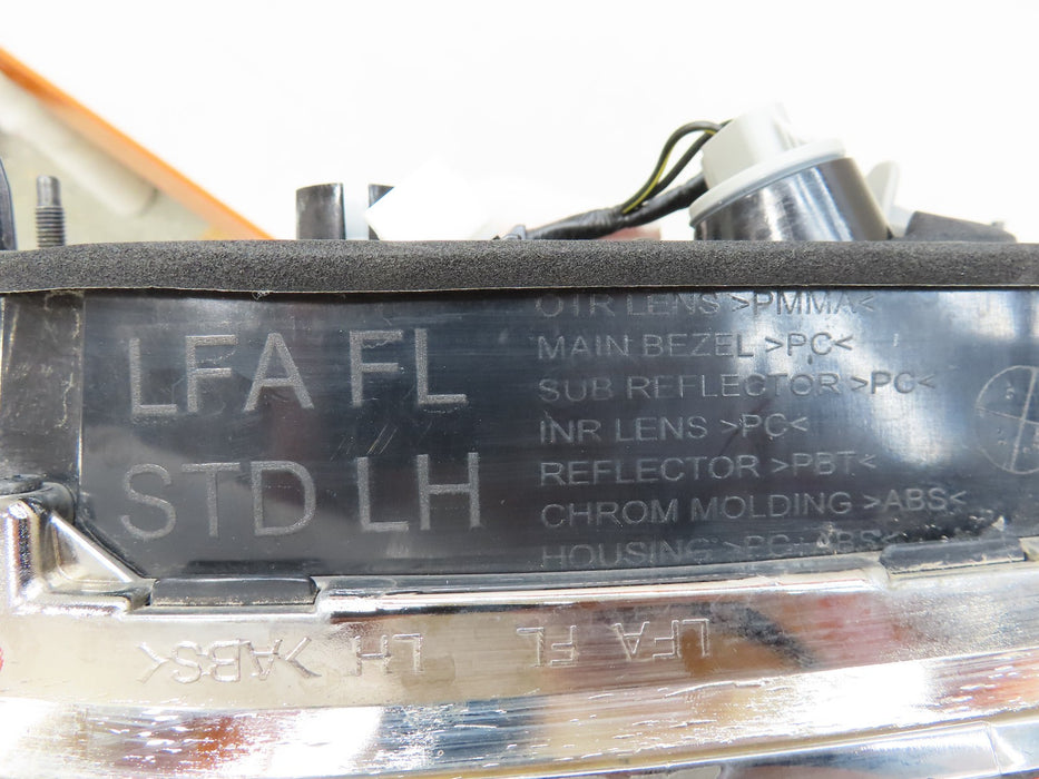 2018-2019 HYUNDAI SONATA REAR RIGHT PASSENGER INNER TAIL LIGHT OEM 92403C2500