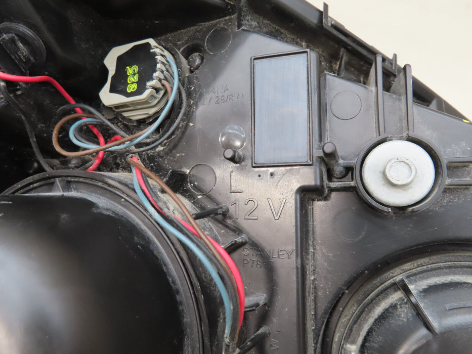 2016 2017 CHEVROLET EQUINOX FRONT LEFT DRIVER HEADLIGHT HALOGEN OEM