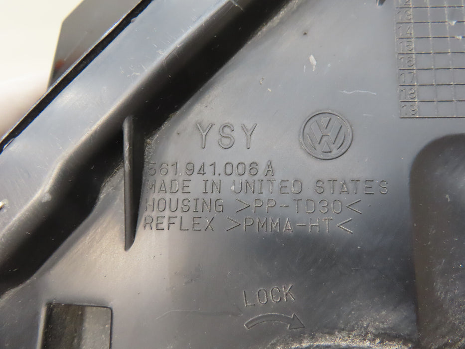 2012-2015 VOLKSWAGEN PASSAT FRONT RIGHT HEADLIGHT LAMP HALOGEN OEM 561.941.006A