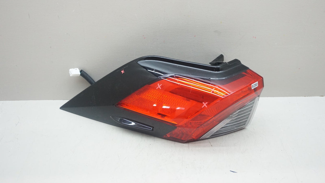 2019-2022 TOYOTA RAV4 REAR LEFT DRIVER SIDE OUTER TAIL LIGHT OEM