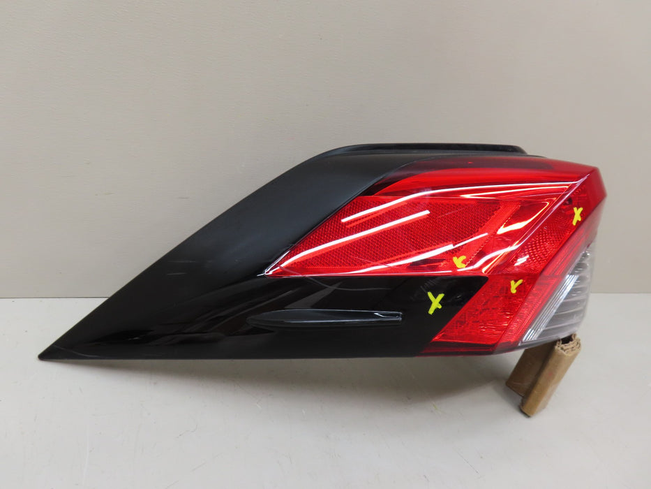 2019-2022 TOYOTA RAV4 REAR LEFT DRIVER SIDE TAIL LIGHT OEM 81560-0R09000