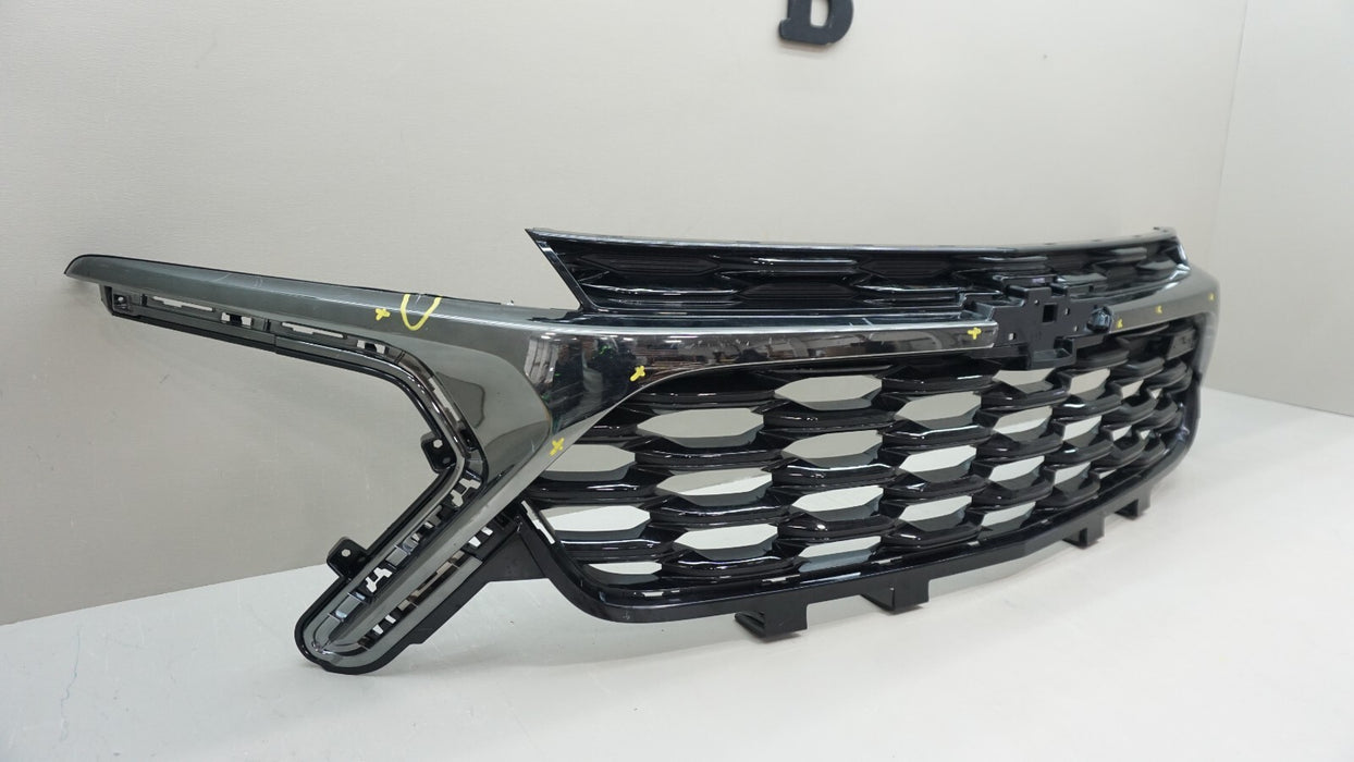 2024-2025 CHEVROLET TRAX RS FRONT BUMPER RADIATOR GRILLE OEM