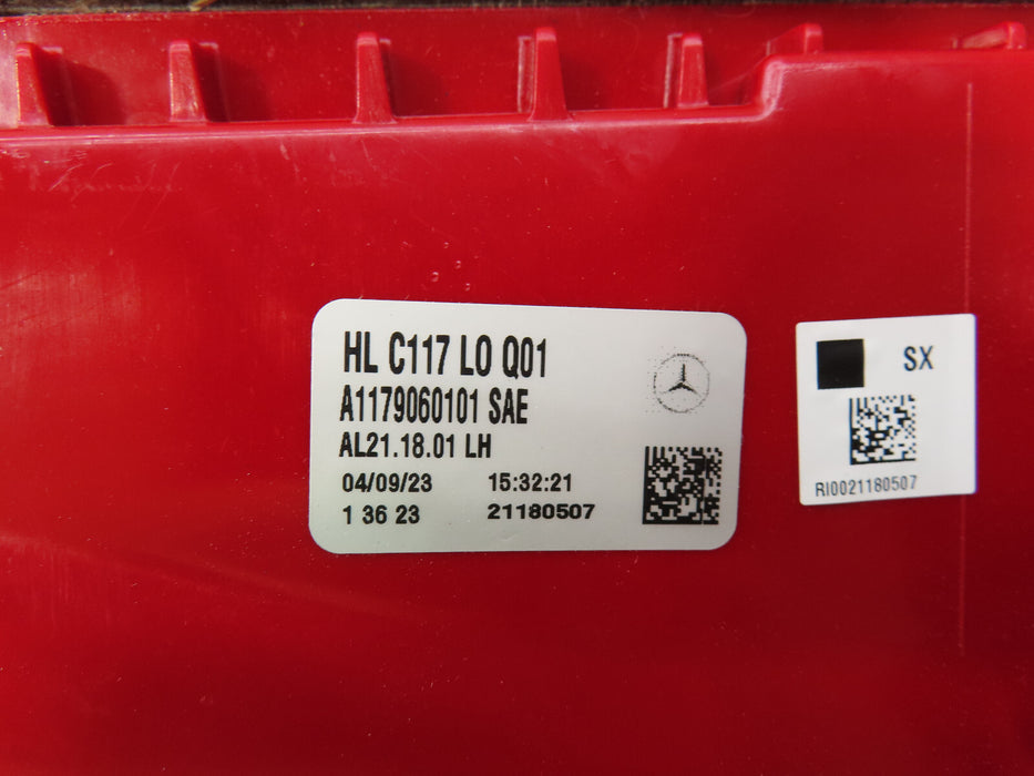2014-2019 MERCEDES-BENZ CLA250 REAR LEFT DRIVER TAIL LIGHT OEM A1179060101