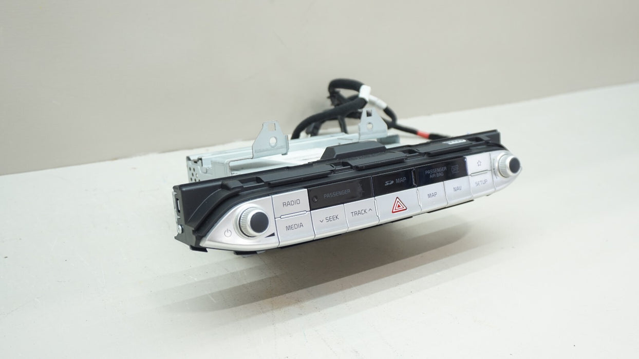 2018-2021 KIA STINGER DASHBOARD AUDIO RADIO RECEIVER MODULE UNIT 96560-J5750 OEM