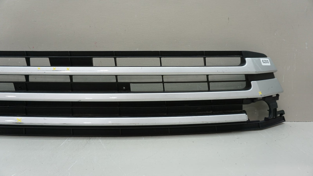 2017-2019 TOYOTA HIGHLANDER FRONT LOWER GRILLE 53102-0E070 OEM 17 18 19