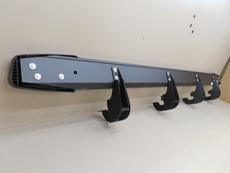 2019-2024 CHEVROLET/GMC SILVERADO SIERRA 1500 RIGHT PASSENGER RUNNING BOARD OEM
