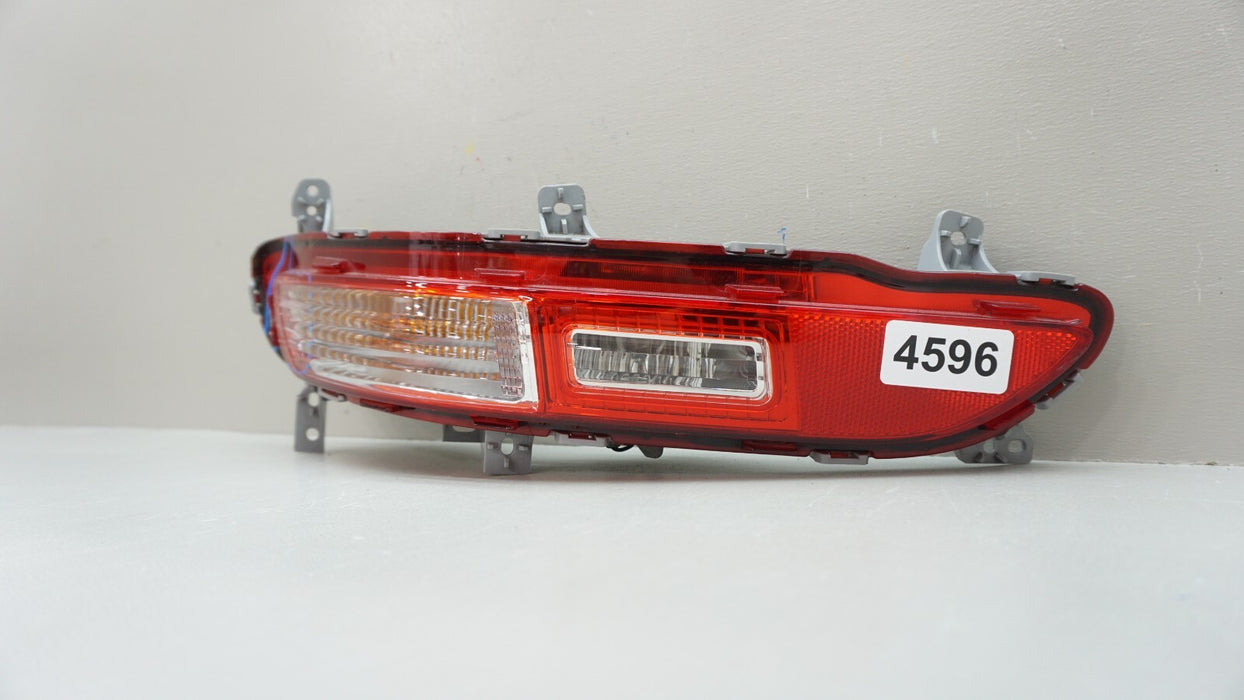 2017-2019 KIA SPORTAGE REAR LH LEFT DRIVER SIDE BUMPER REFLECTOR OEM