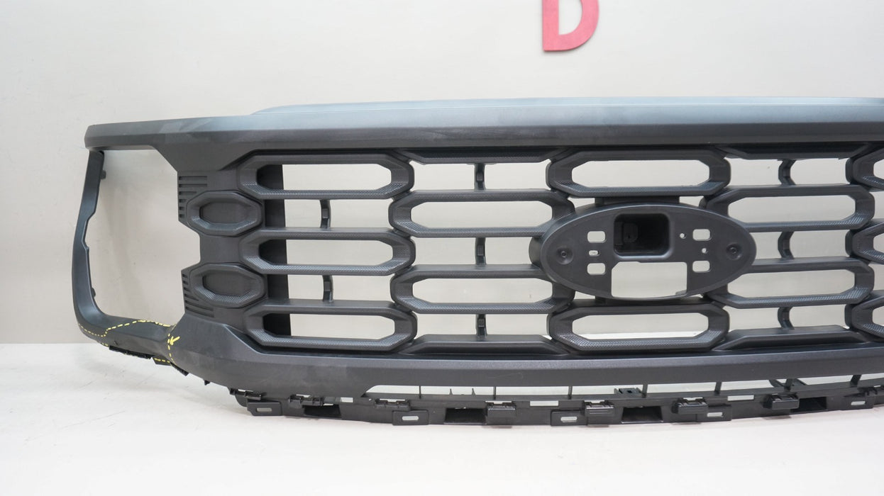 2024-2025 FORD F150 F-150 FRONT RADIATOR GRILL GRILE OEM RL34-8200
