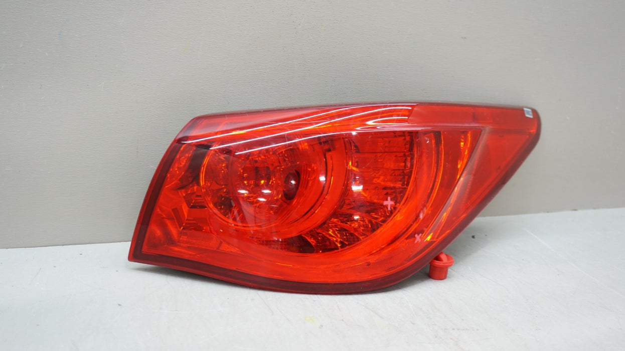 2014-2017 INFINITI Q50 REAR RIGHT PASSENGER SIDE OUTER TAIL LIGHT OEM