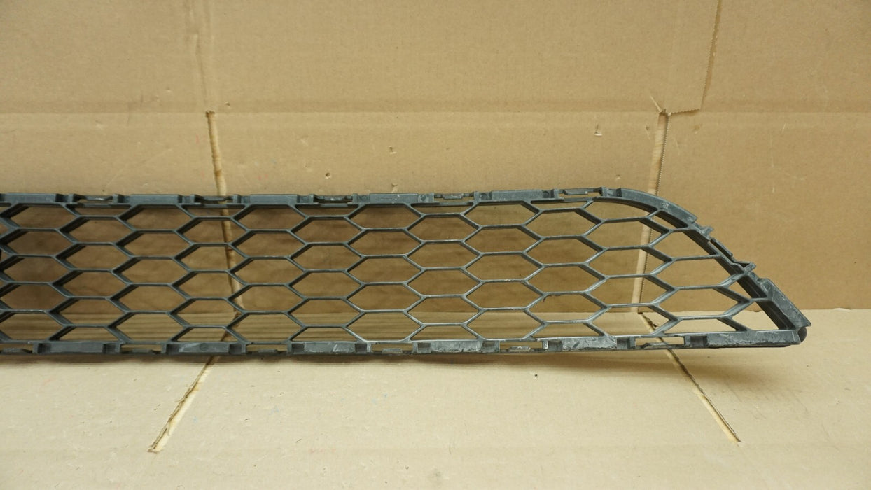 2015-2019 NISSAN SENTRA FRONT BUMPER CENTER GRILL GRILLE OEM 622544FY0A