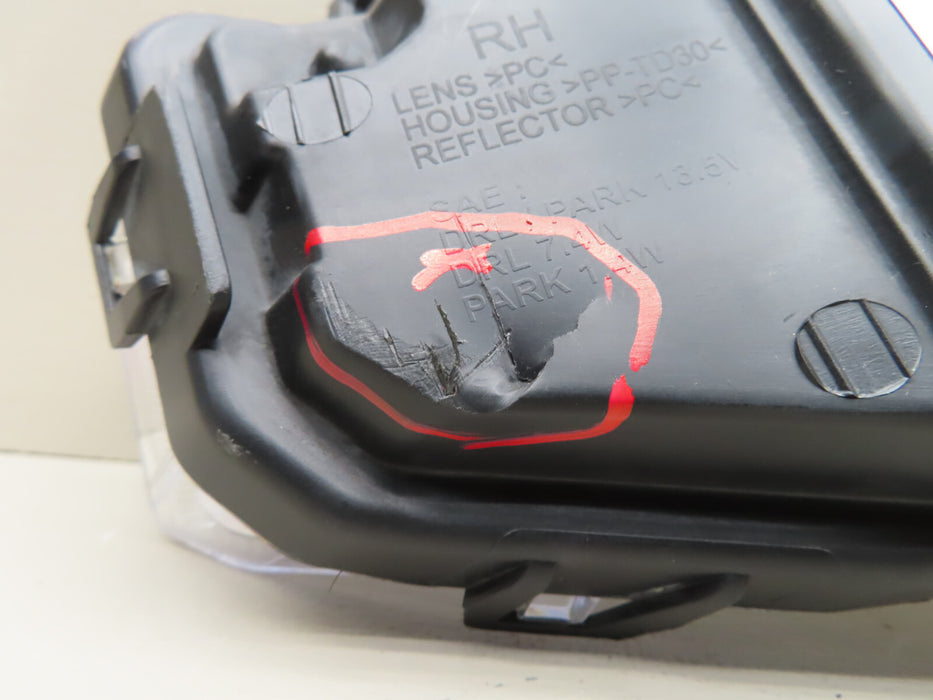 2016 2017 2018 CHEVROLET MALIBU RIGHT RH LED FOG LIGHT LAMP OEM
