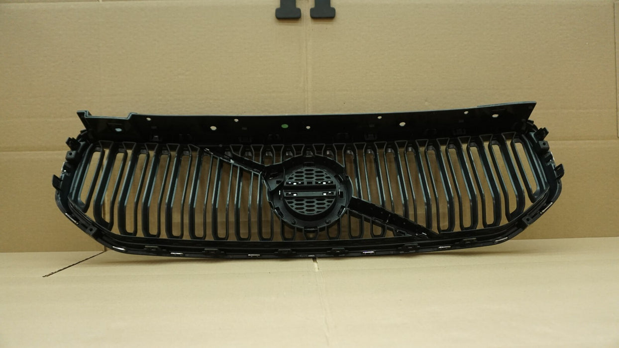 2019-2022 VOLVO XC40 FRONT BUMPER UPPER GRILL GRILLE OEM 31656581 19 20 21 22
