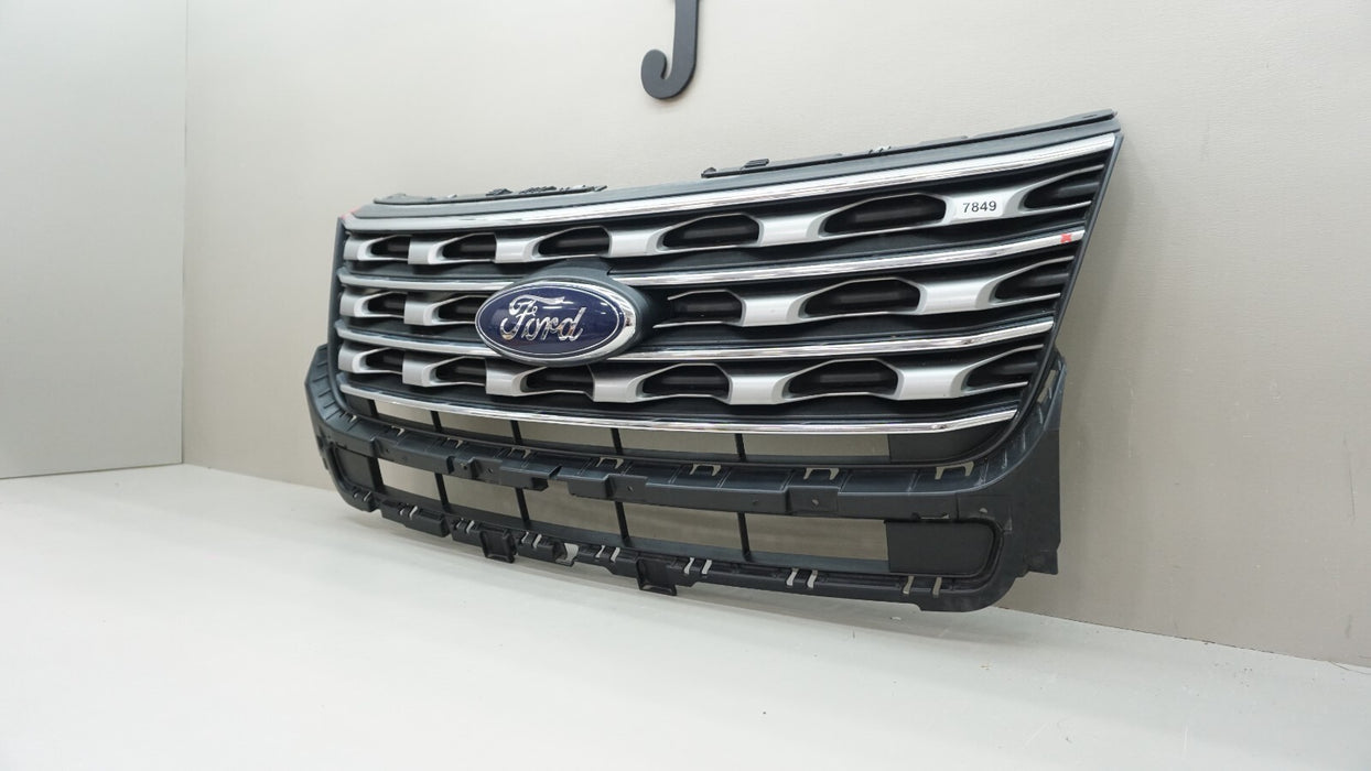 2016-2018 FORD EXPLORER FRONT RADIATOR GRILLE FB538200AE OEM 16 17 18