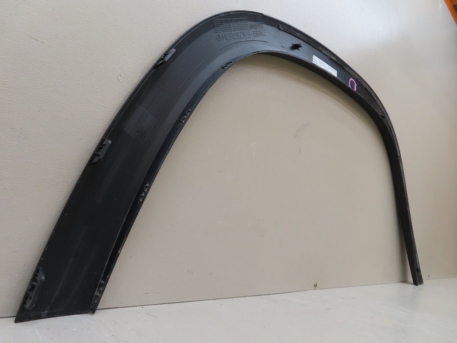 2020-2022 MERCEDES BENZ X167 GLE450 RIGHT SIDE FRONT WHEEL FENDER FLARE TRIM OEM