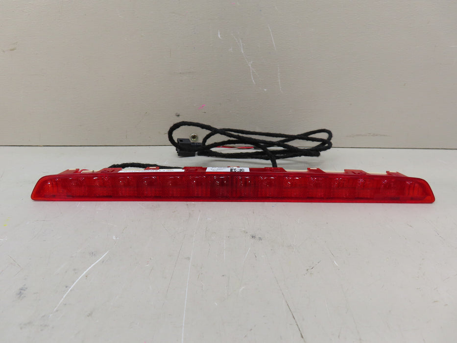 2006-2011 MERCEDES-BENZ CLS REAR CENTER 3RD BRAKE LIGHT OEM A2198200156