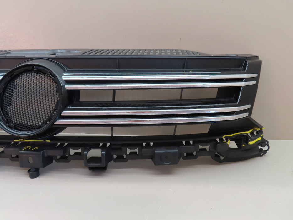 2012-2017 VOLKSWAGEN TIGUAN FRONT RADIATOR GRILLE GRILL OEM