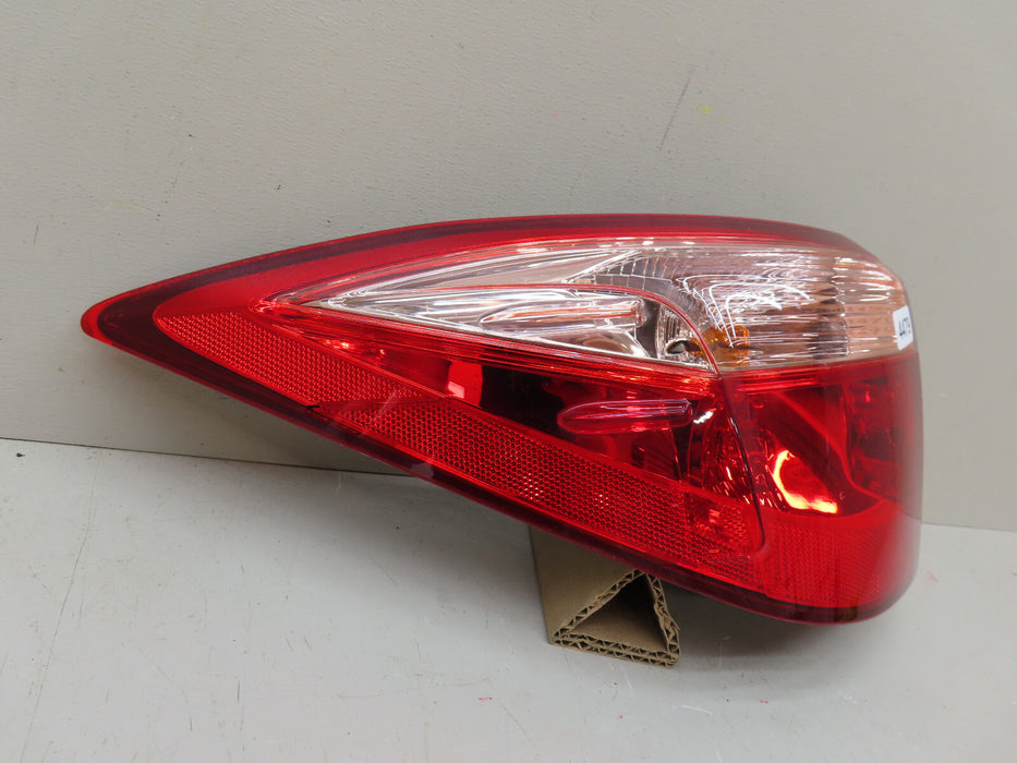 2014-2016 TOYOTA COROLLA REAR LEFT DRIVER SIDE TAIL LIGHT OUTER OEM