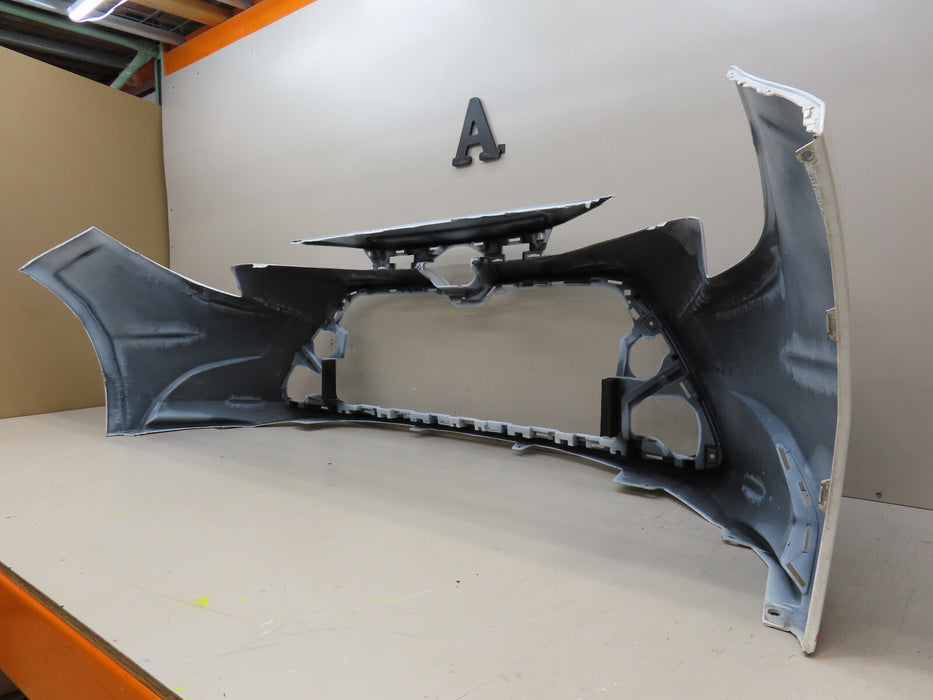 2020 2021 2022 TOYOTA COROLLA FRONT BUMPER COVER OEM 52119-02N90
