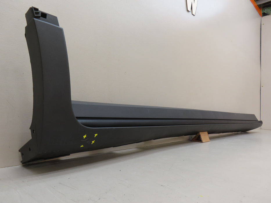 2015-2019 LINCOLN MKC RIGHT PASSENGER ROCKER PANEL OEM