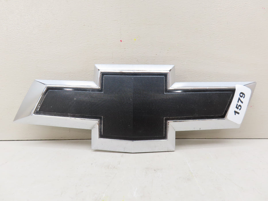 GM GENUINE EMBLEM 84046096