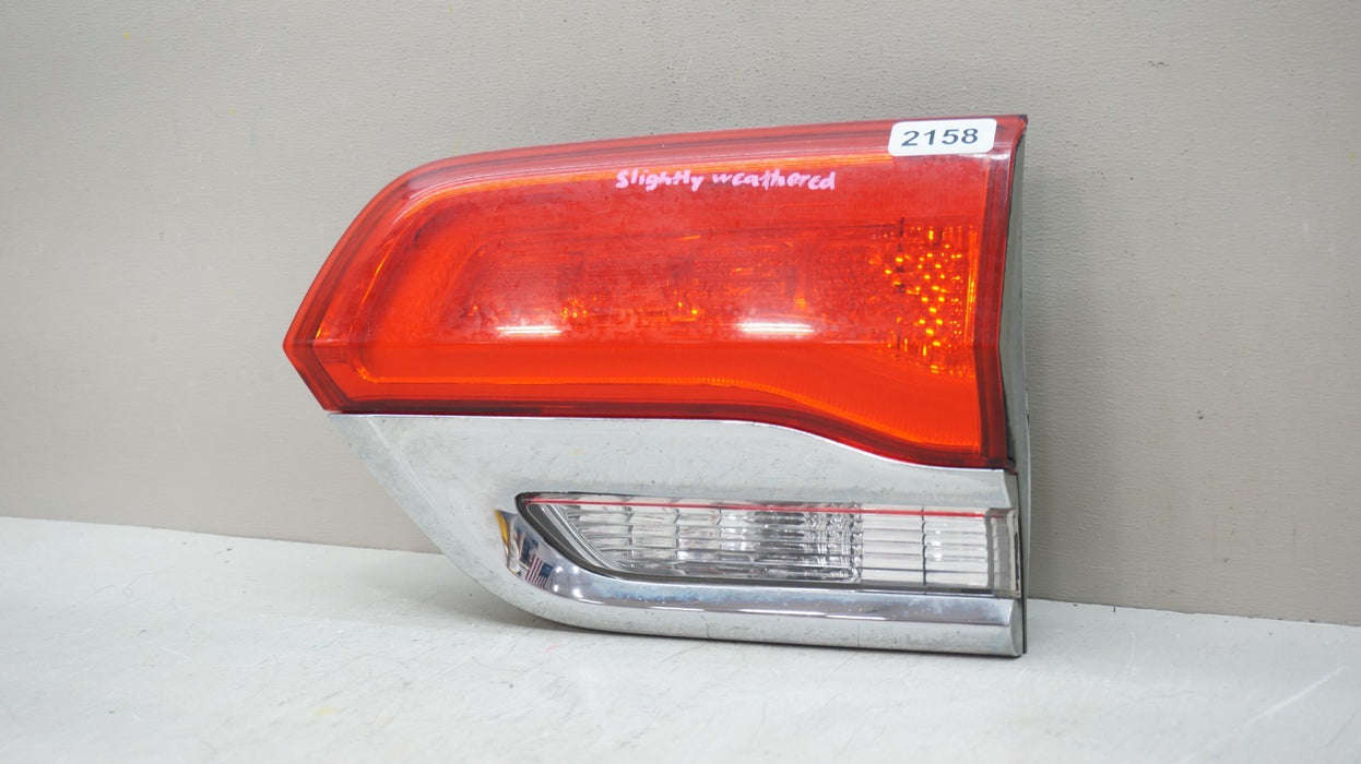 2014-2021 JEEP GRAND CHEROKEE REAR RIGHT PASSENGER SIDE INNER TAIL LIGHT OEM