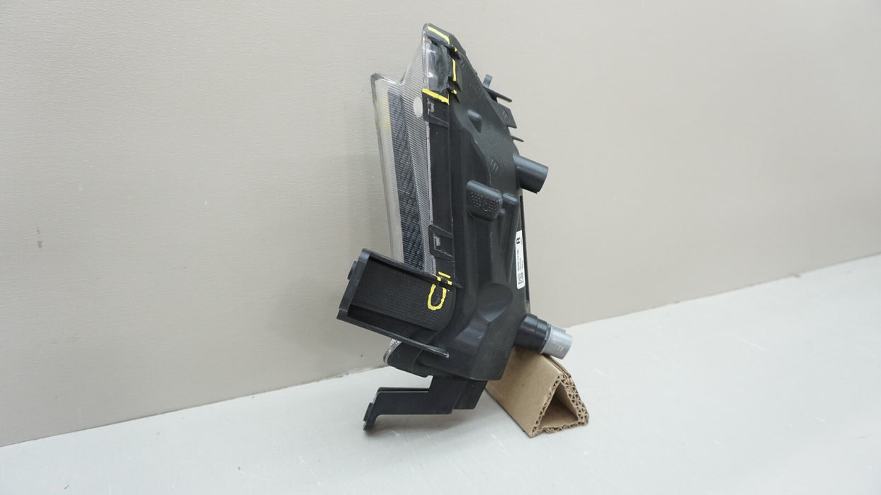 2017-2018 HYUNDAI ELANTRA FRONT RH RIGHT PASSENGER SIDE FOG LIGHT OEM