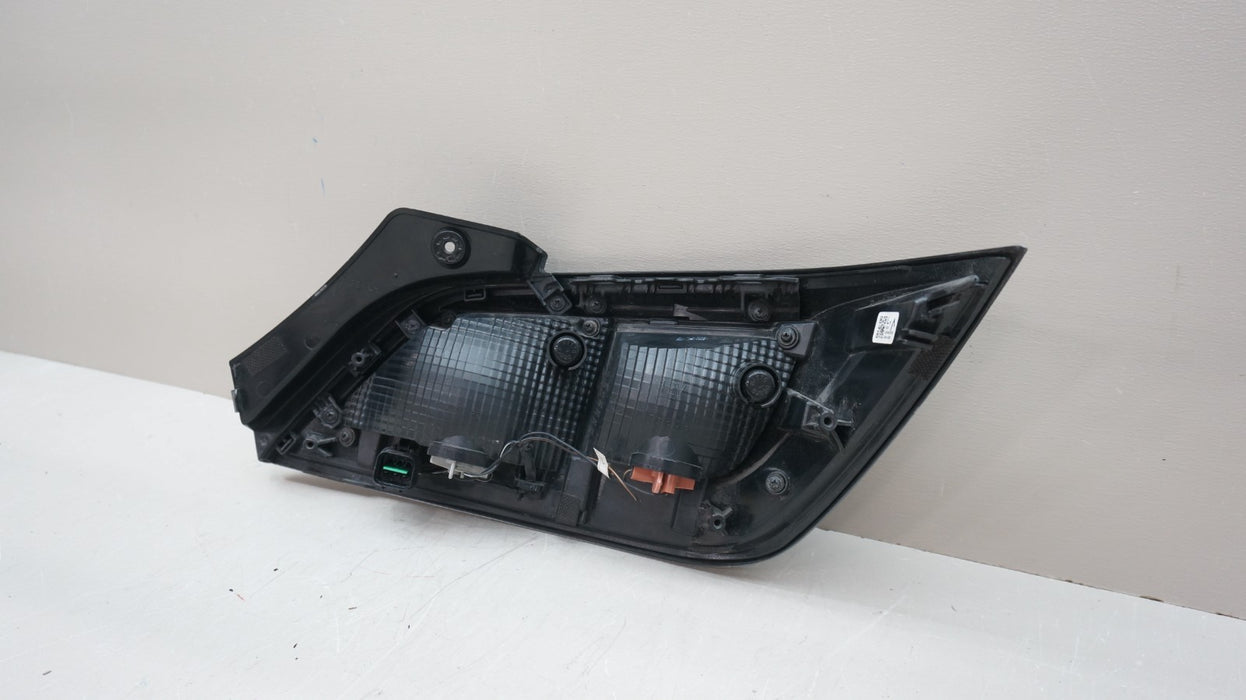 2022-2023 HYUNDAI KONA REAR LEFT DRIVER SIDE OUTER TAIL LIGHT OEM