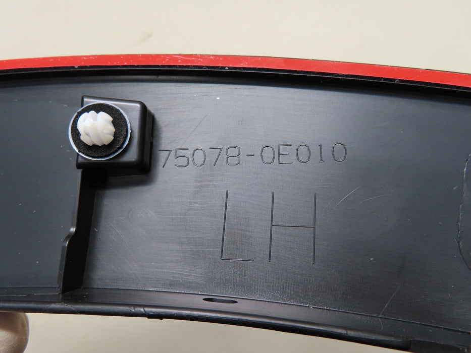 2014-2019 TOYOTA HIGHLANDER REAR LEFT DOOR ARCH MOLDING TRIM OEM 75078-0E010