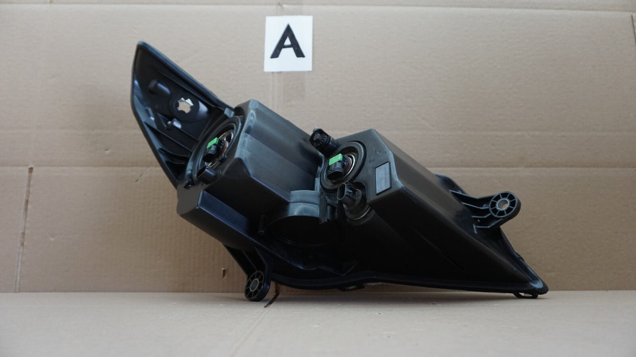 2009-2014 VOLKSWAGEN ROUTAN FRONT LEFT DRIVER SIDE HEADLIGHT LAMP HALOGEN OEM