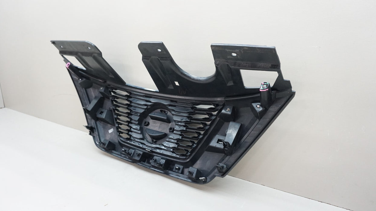 2017-2020 NISSAN ROGUE FRONT BUMPER UPPER CENTER GRILLE 62310 5HK0A OEM