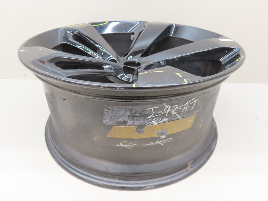 2018-2022 BENTLEY BENTAYGA RIM 22" FACTORY OEM