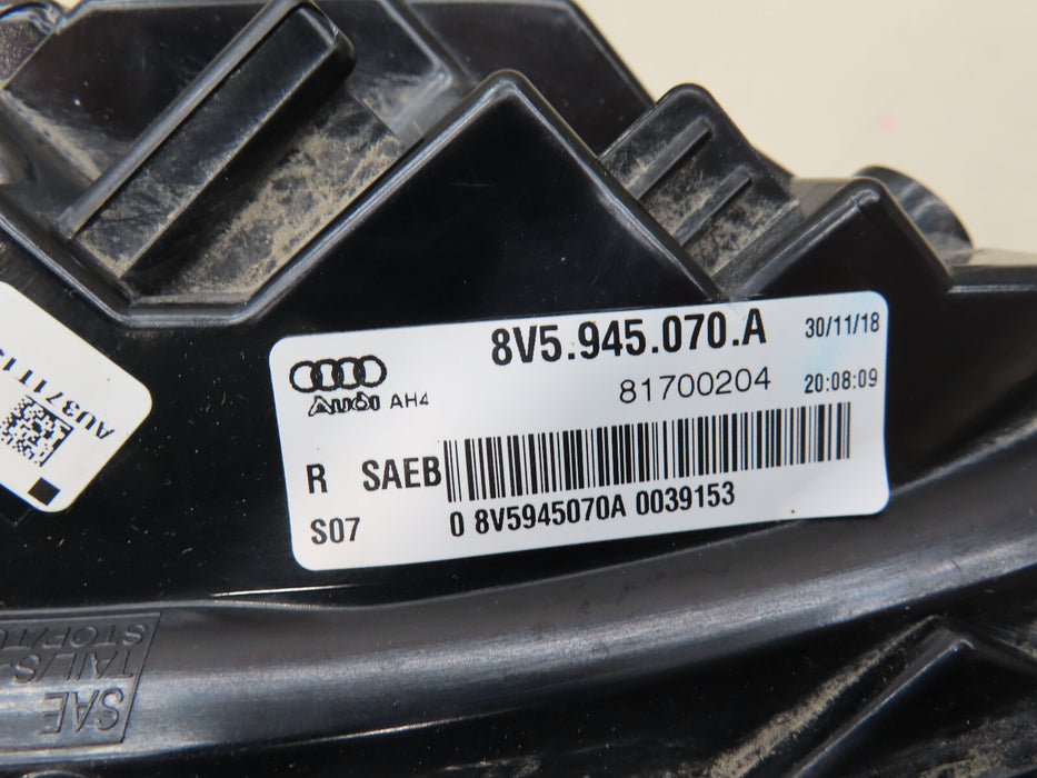 2017-2019 AUDI A3 REAR RIGHT PASSENGER SIDE TAIL LIGHT OUTER OEM 8V5945070