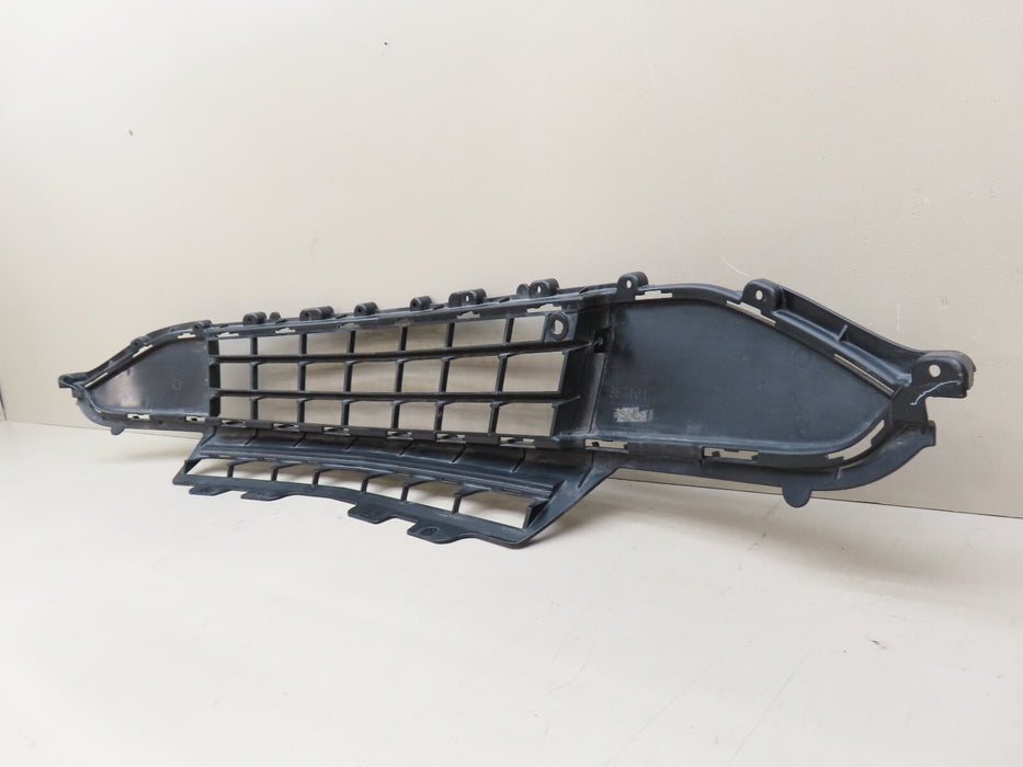 2018-2020 CHEVROLET TRAVERSE FRONT LOWER BUMPER GRILL GRILLE COVER OEM 84402021