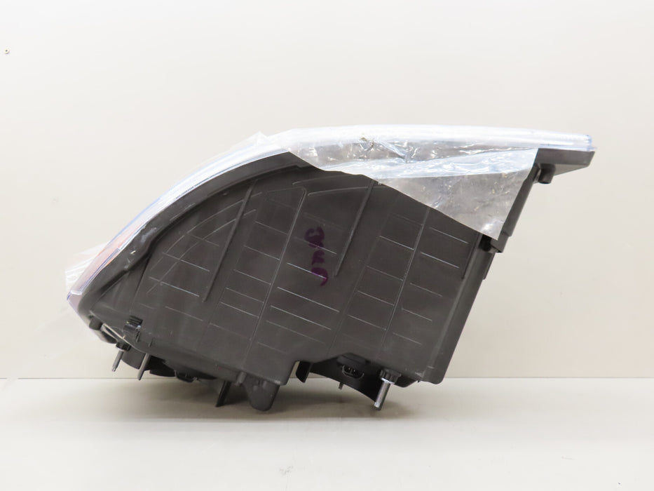 2008-2017 FREIGHTLINER CASCADIA FRONT RIGHT PASSENGER SIDE HALOGEN HEADLIGHT OEM