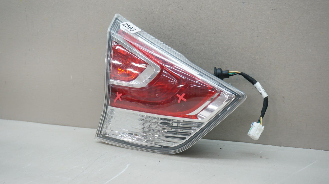 2014-2016 NISSAN ROGUE REAR LEFT DRIVERS SIDE INNER TAIL LIGHT OEM