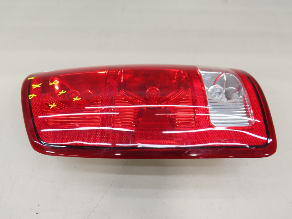 2002-2006 DODGE RAM 1500 LEFT DRIVER SIDE TAIL LIGHT  AFTERMARKET